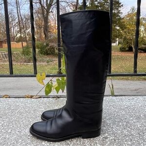 Vintage black leather knee high flat riding style boots women’s size 7.5